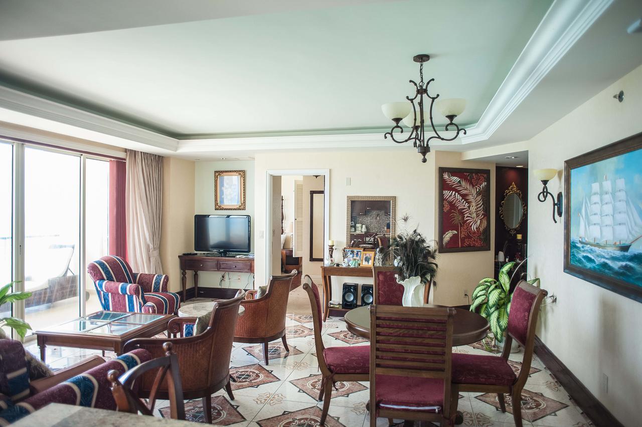Palmyra Luxury Beach Condos Montego Bay Exterior photo