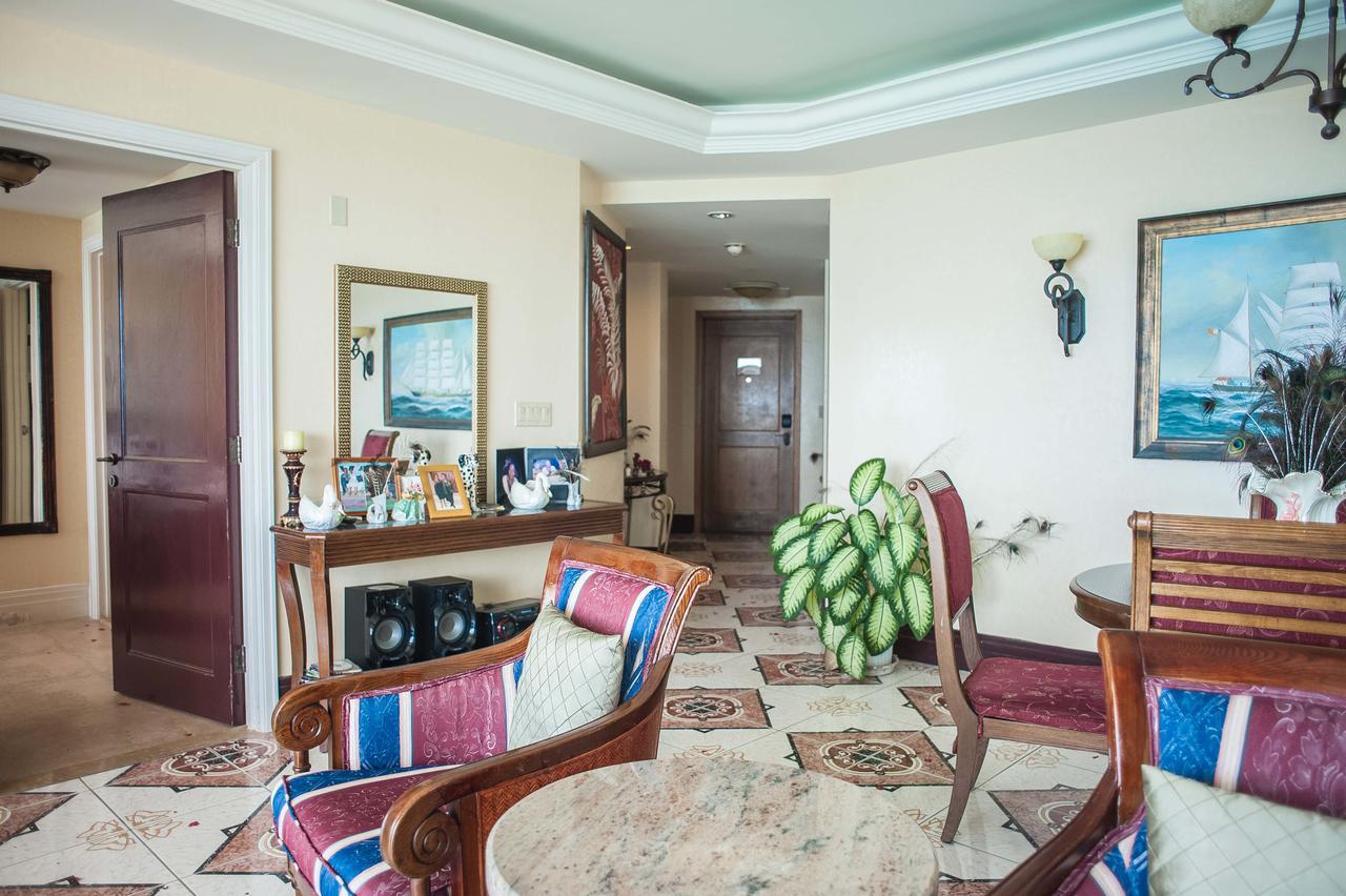 Palmyra Luxury Beach Condos Montego Bay Exterior photo