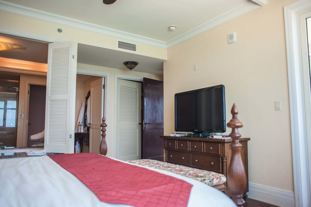 Palmyra Luxury Beach Condos Montego Bay Exterior photo
