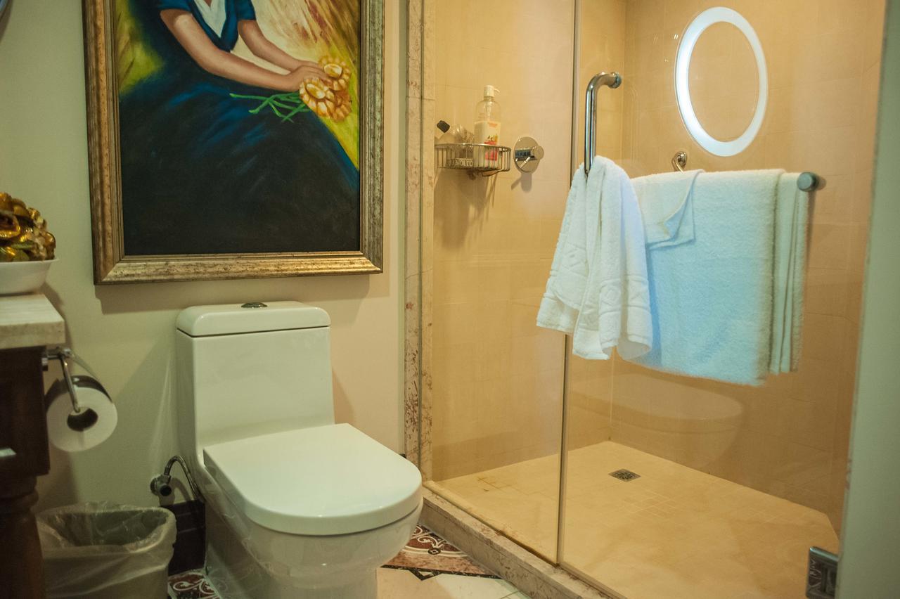 Palmyra Luxury Beach Condos Montego Bay Exterior photo